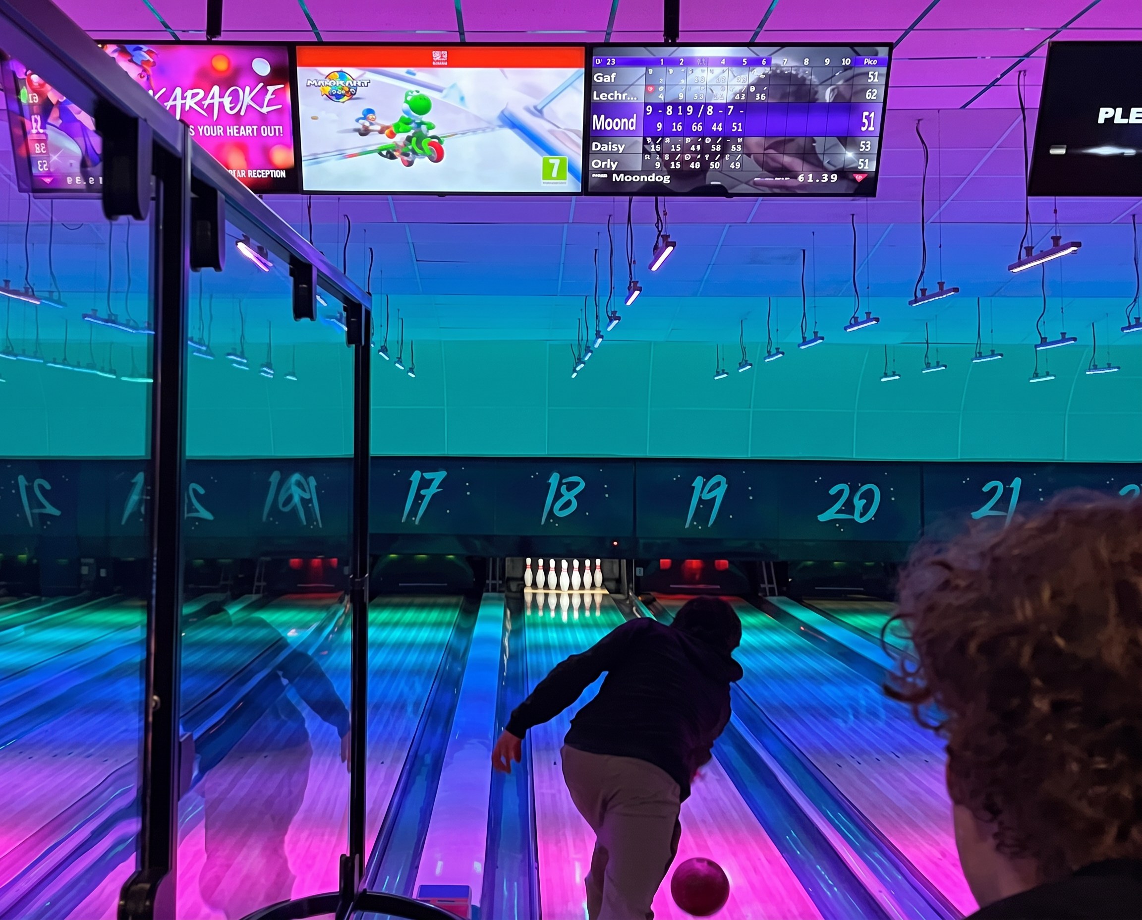 Nintendo creative on the lane screens
